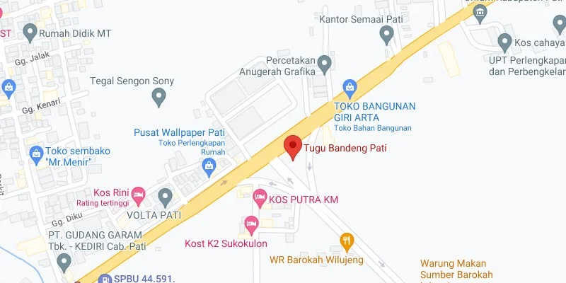 5. Pertigaan Tugu Bandeng Pati