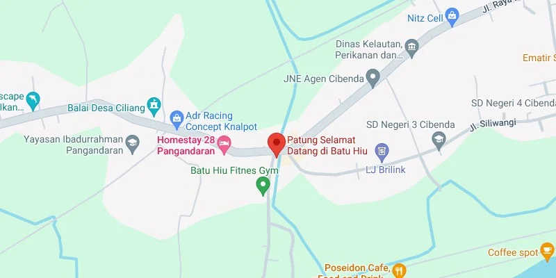 Pertigaan Patung Selamat Datang Batu Hiu