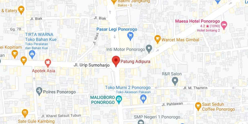 2. Perempatan Patung Adipura