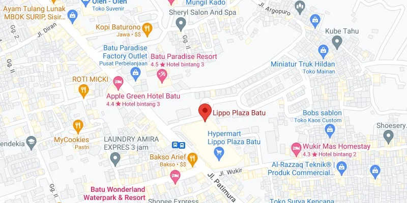 3. Depan Lippo Plaza