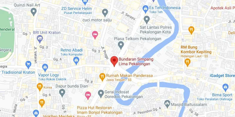 5. Bundaran Simpang Lima