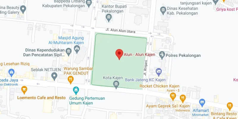 6. Selatan Alun-alun Kajen