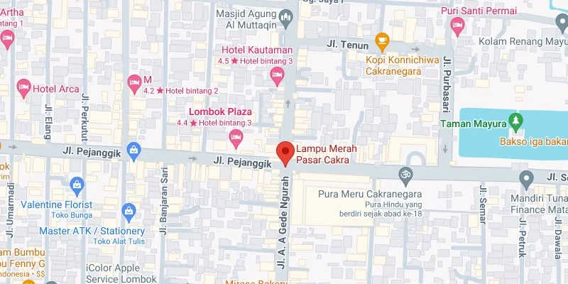 5. Lampu Merah Pasar Cakra
