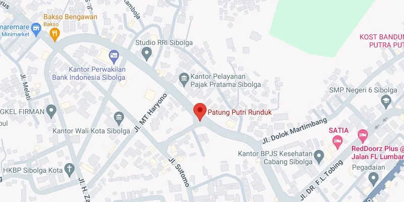 3. Sekitar Patung Putri Runduk