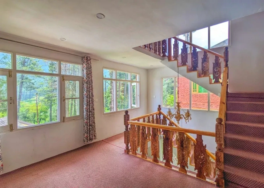 Pahalgam Retreat Interior