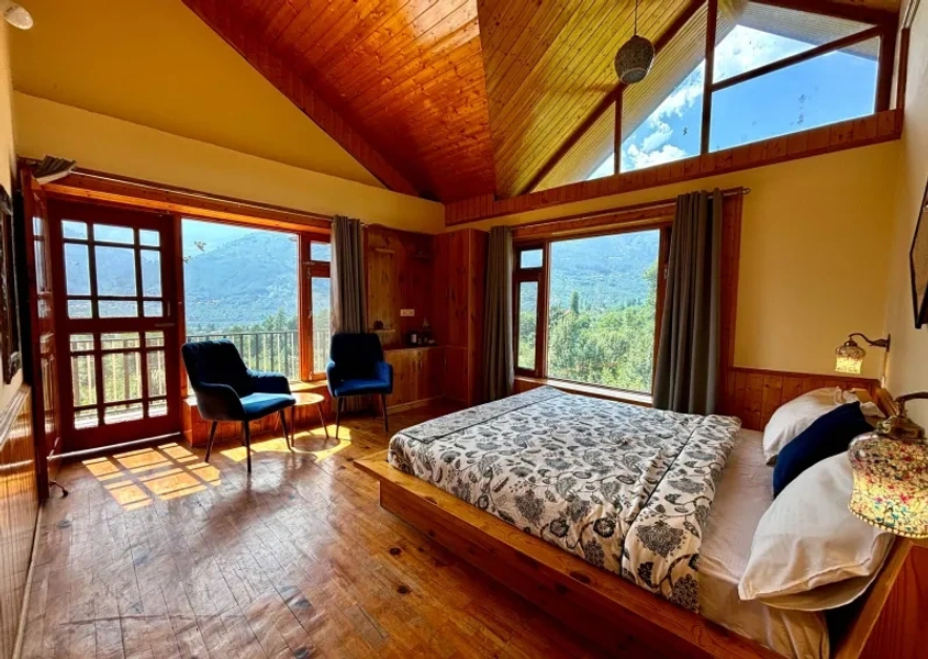 Manali Boutique Villa Room Interior