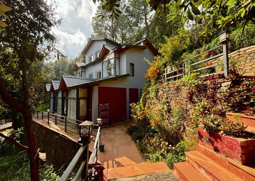 Ranikhet Homestay Campus