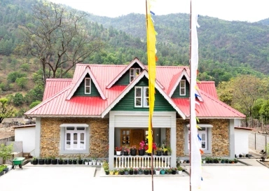 Dirang Homestay property booking