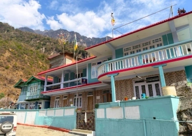 Zemithang Homestay property booking