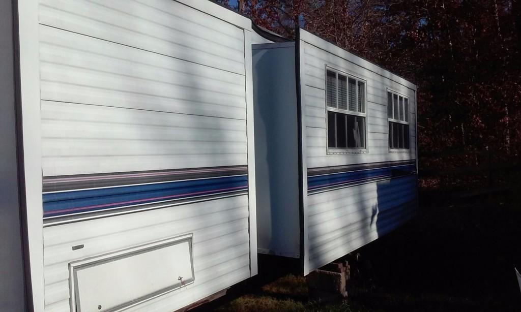 1995 Fleetwood 40′ Terry Travel Trailer Double pop out