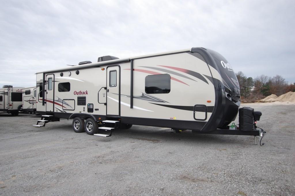 travel trailer with slides on both sides