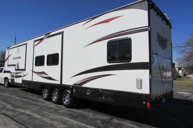 2011 Gulf Stream Enduramax 3912 5th Wheel toy hauler for sale