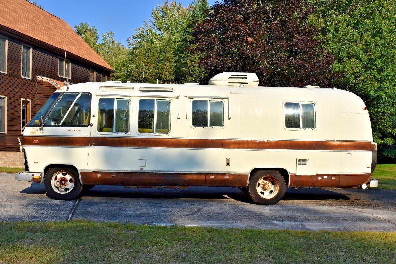 vintage classic 1976 Airstream ARGOSY camper Campers for sale