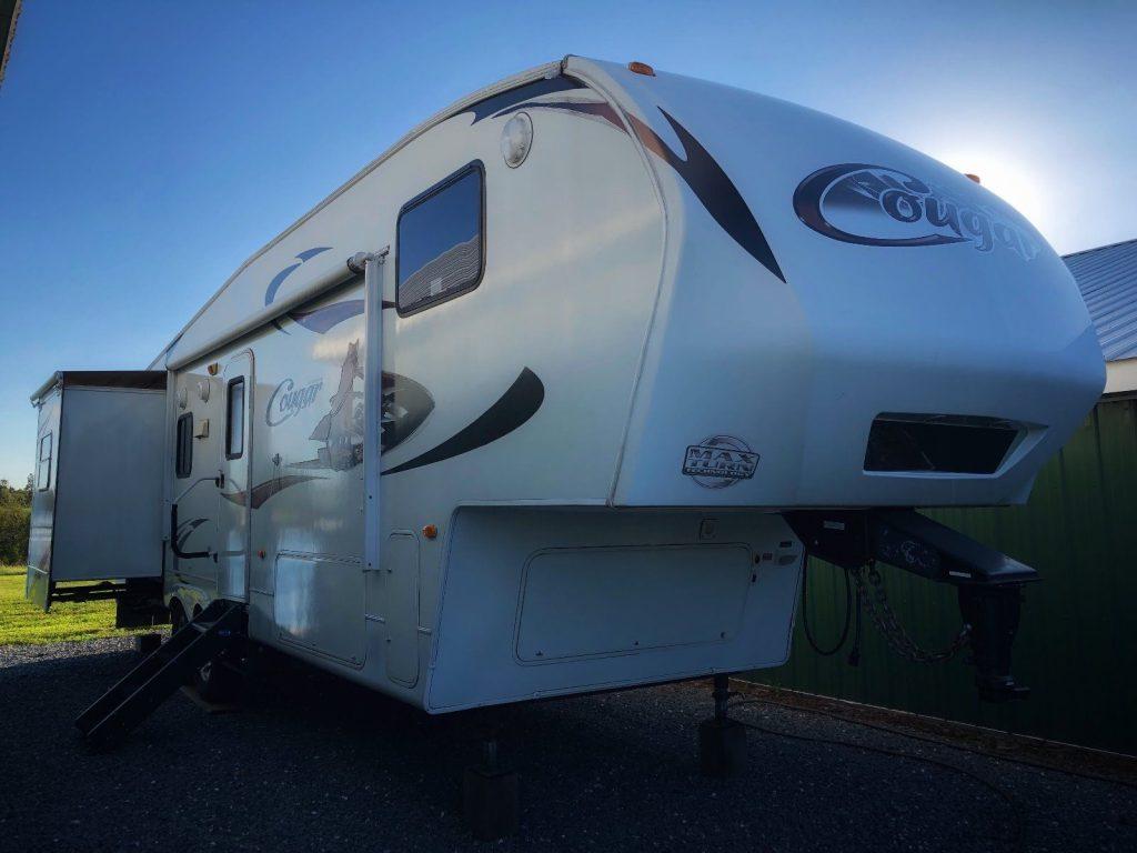 upgraded-2010-keystone-cougar-camper-for-sale