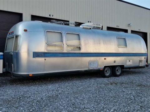 good shape 1981 Airstream Excella II camper for sale