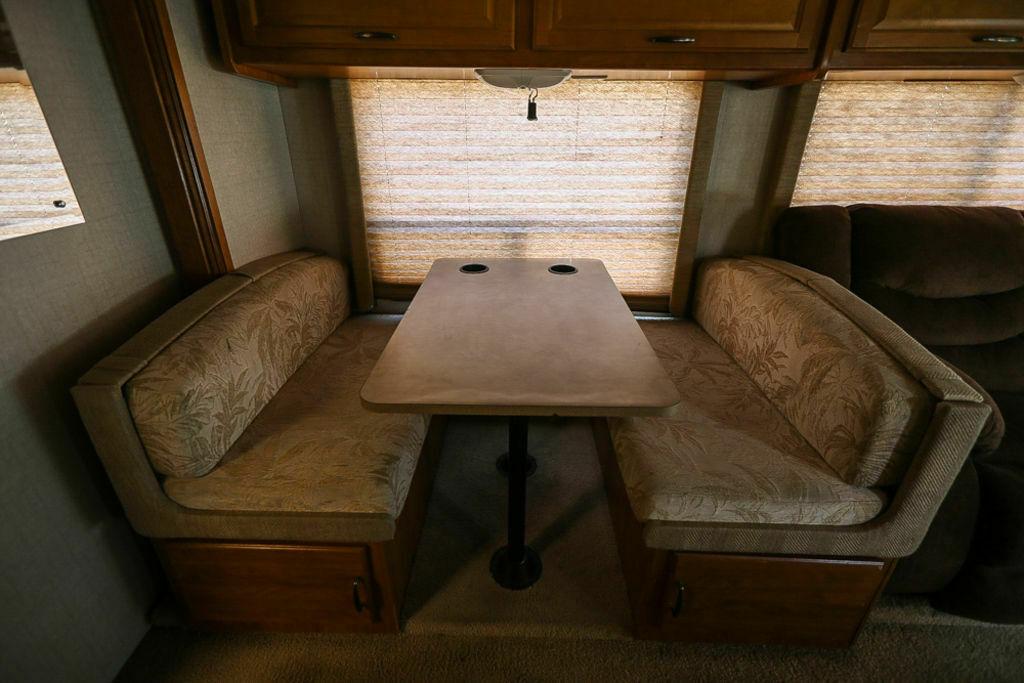 2007 Fleetwood Tioga 31W camper [loaded with options and upgrades]
