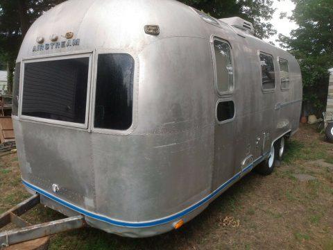 1976 Airstream Trade Wind 25 ft. Travel Trailer camper [needs TLC] for sale