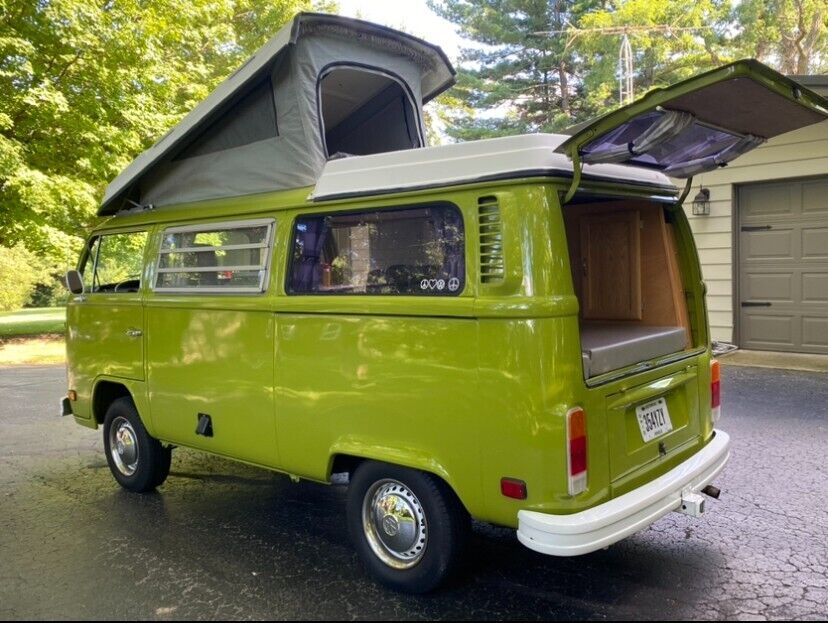 1978 Volkswagen Bus/vanagon Westfalia camper [restored]
