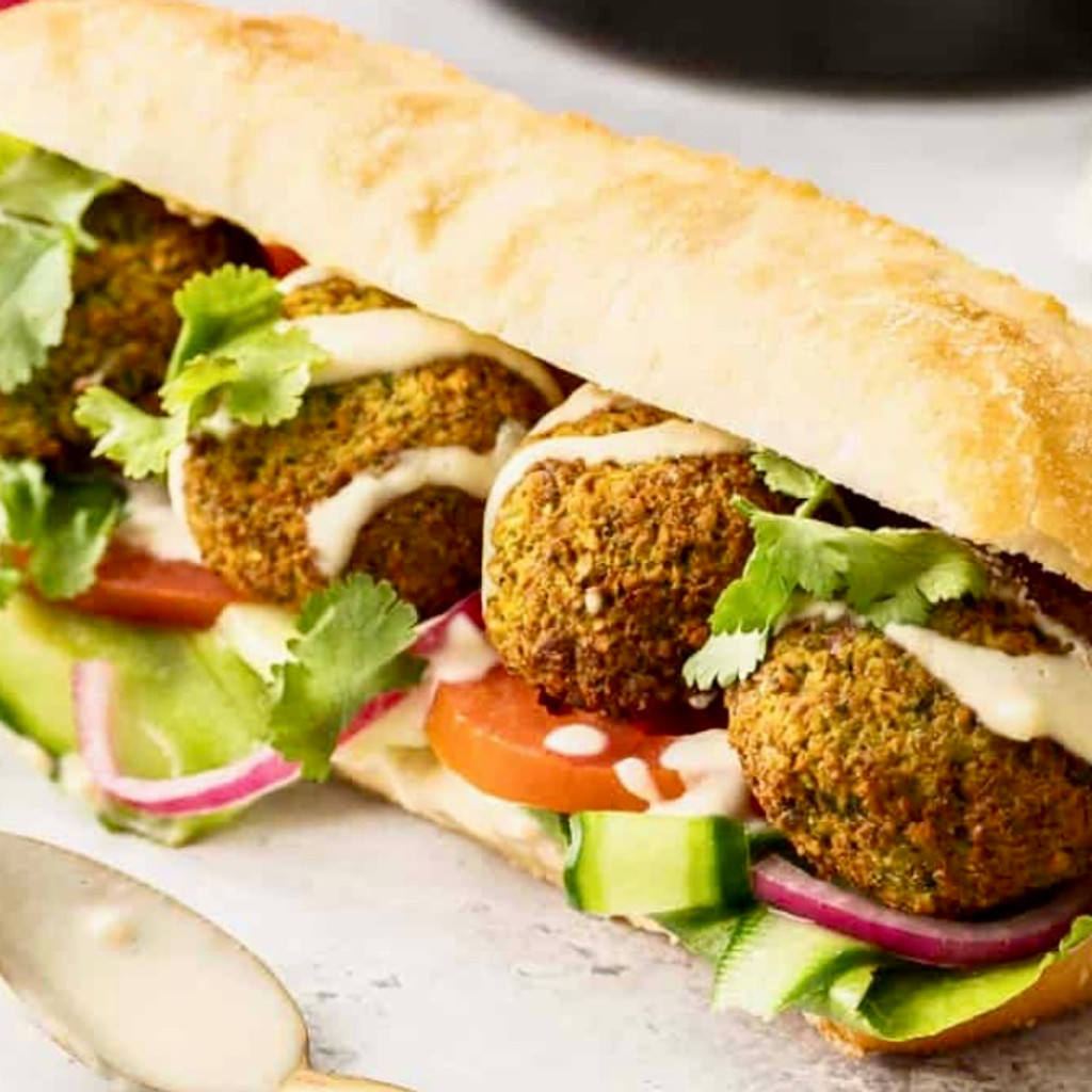 Image-Falafel Sandwich