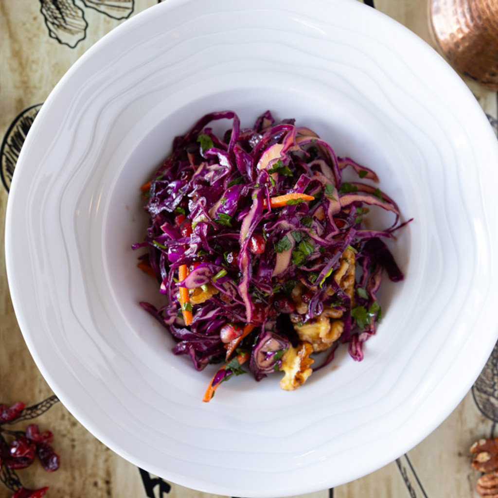 Image-Red salad with walnuts