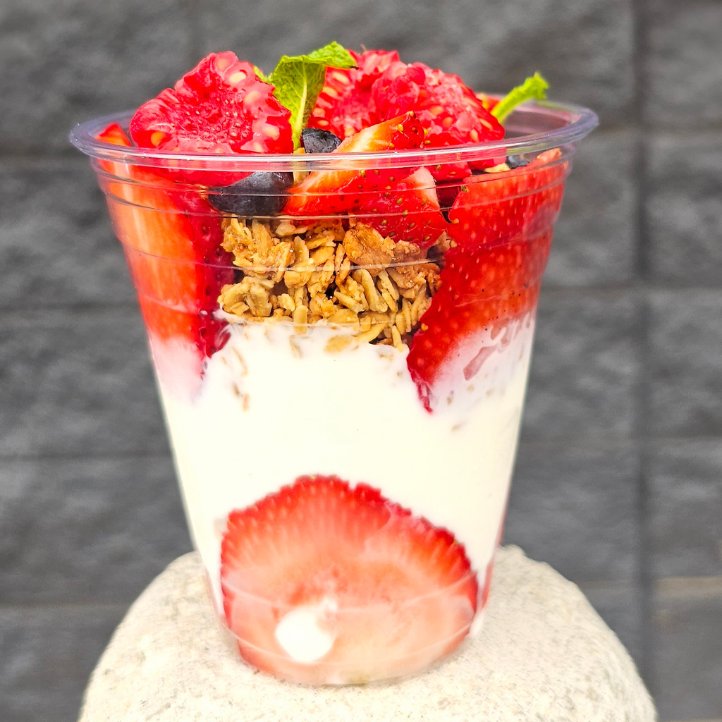 Image-Vanilla Yogurt Granola & Berry Parfait