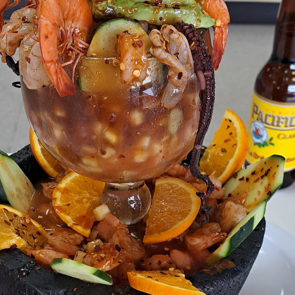 Image-Sombrero Molcajetazo
