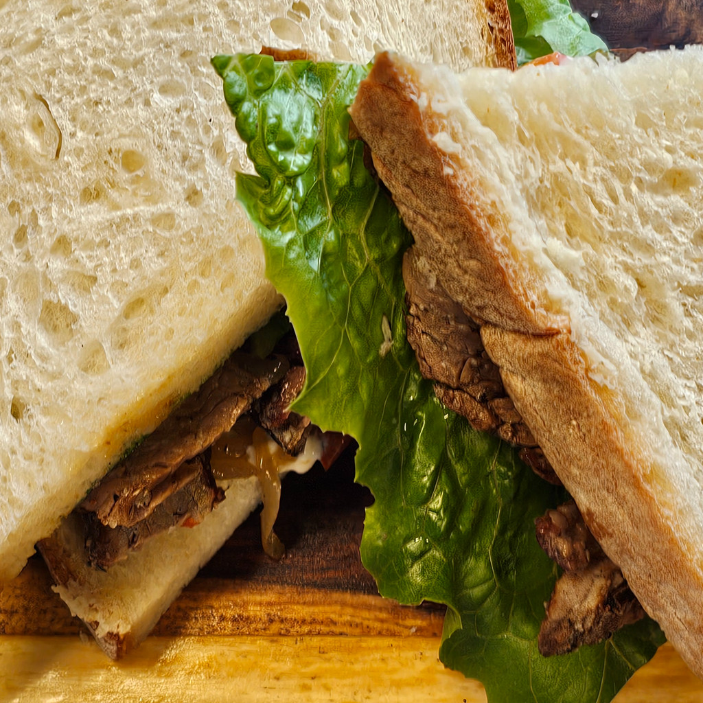 Image-Classic Roast Beef with Provolone
