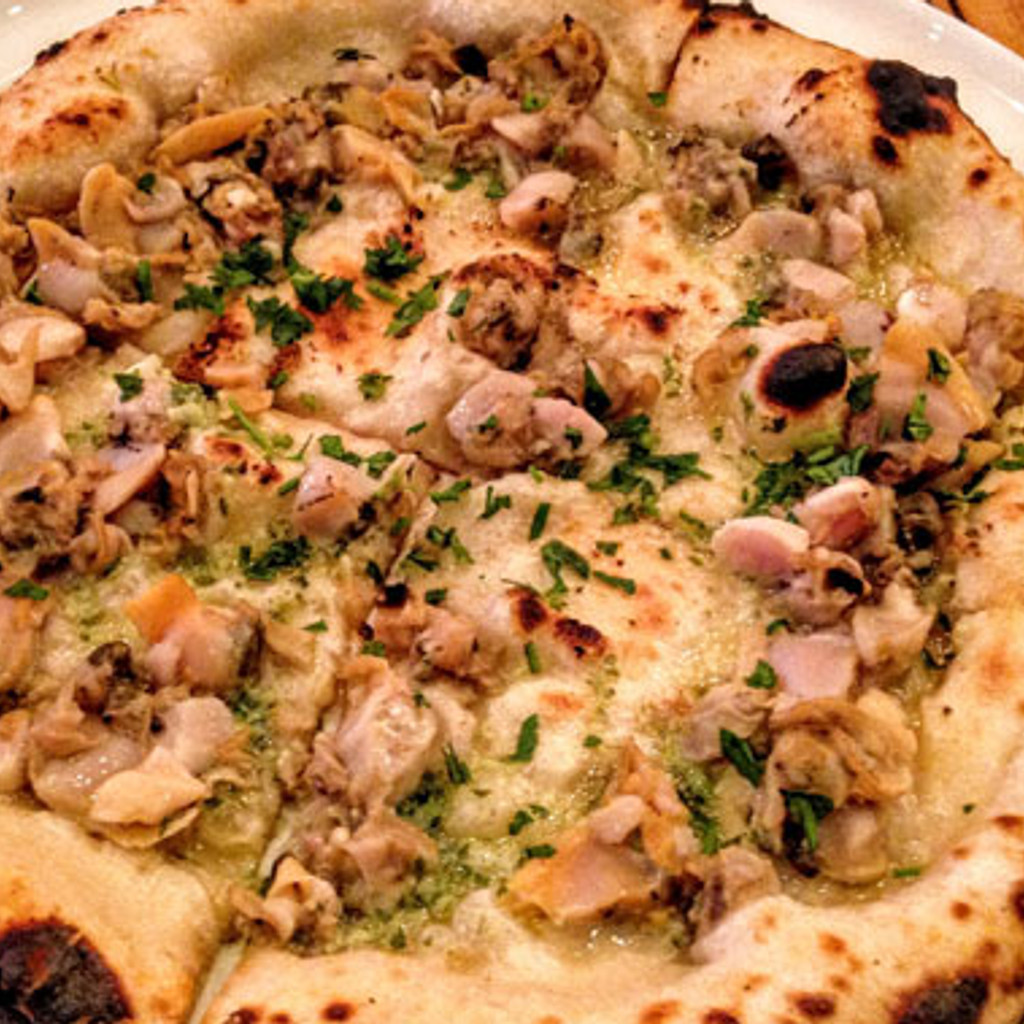 Image-Brunette Pizza