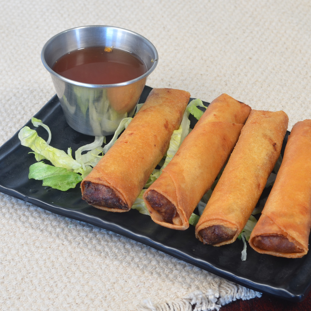 Image-Crispy Pork Egg Rolls (4)