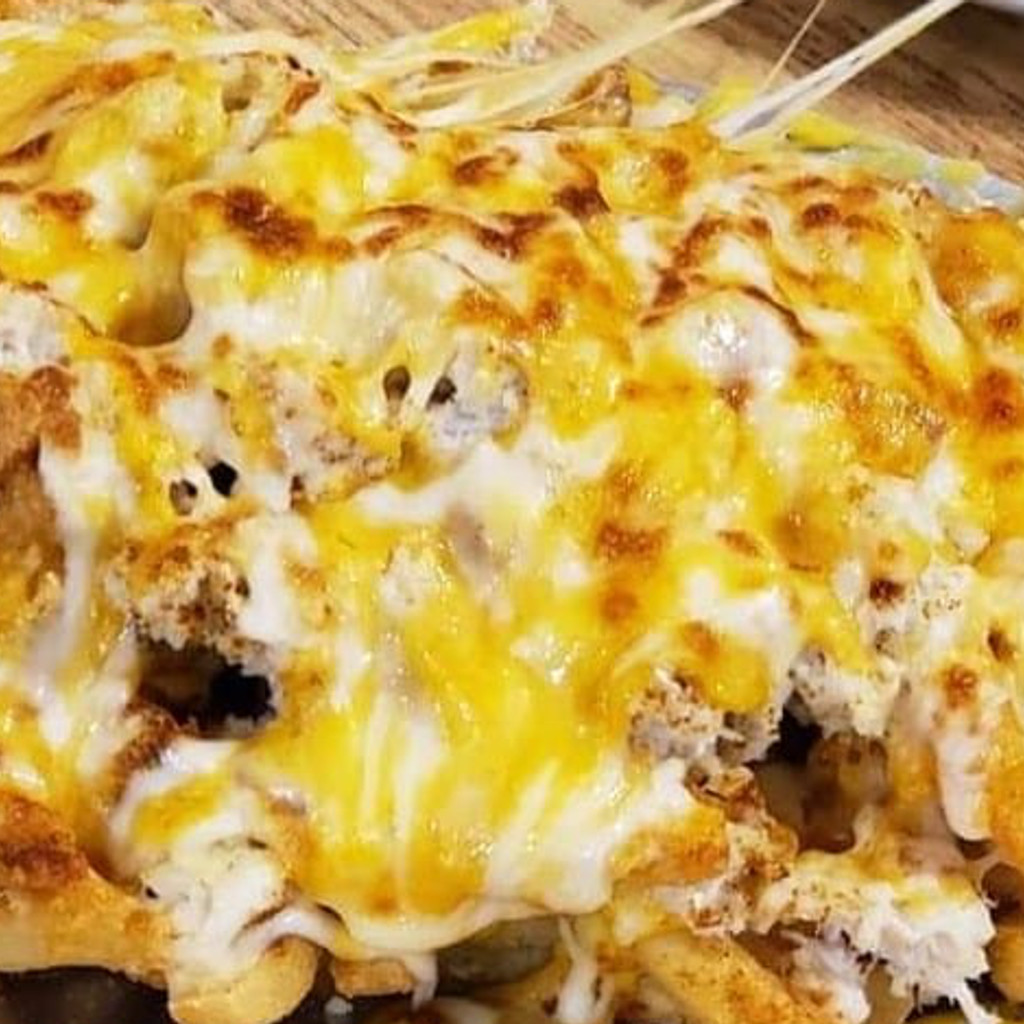 Image-Salmon Cheesesteak Fries