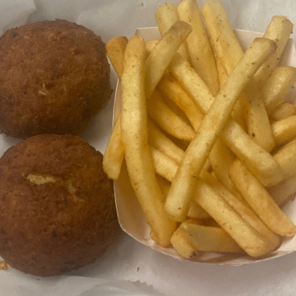 Image-2 Value Crab Cakes, Fries and Can Soda