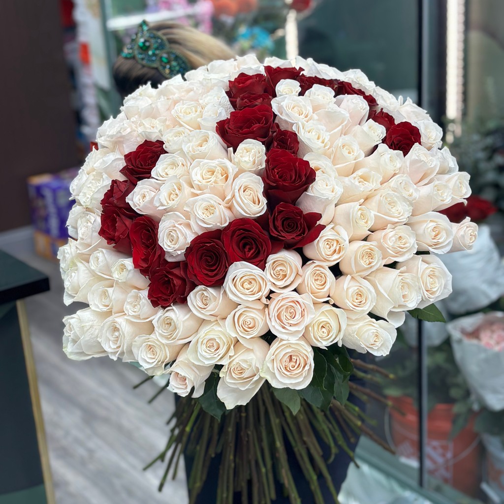 Image-White Rose Bouquet With S - 100 Stems