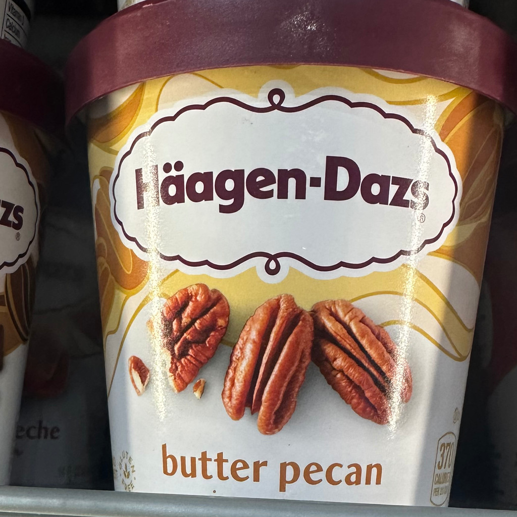 Image-butter pecan ice cream