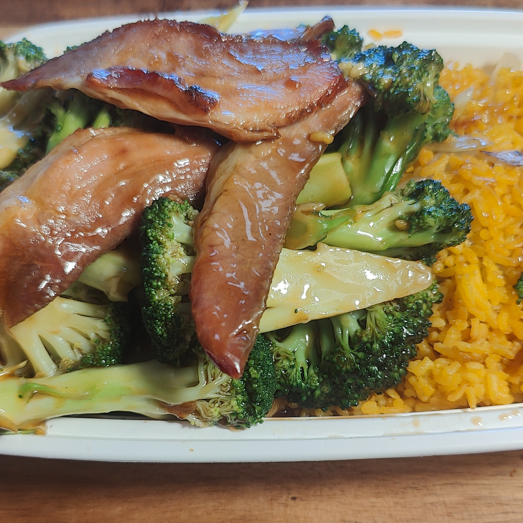 Image-NO.14. Roast Pork with Broccoli Special Combo