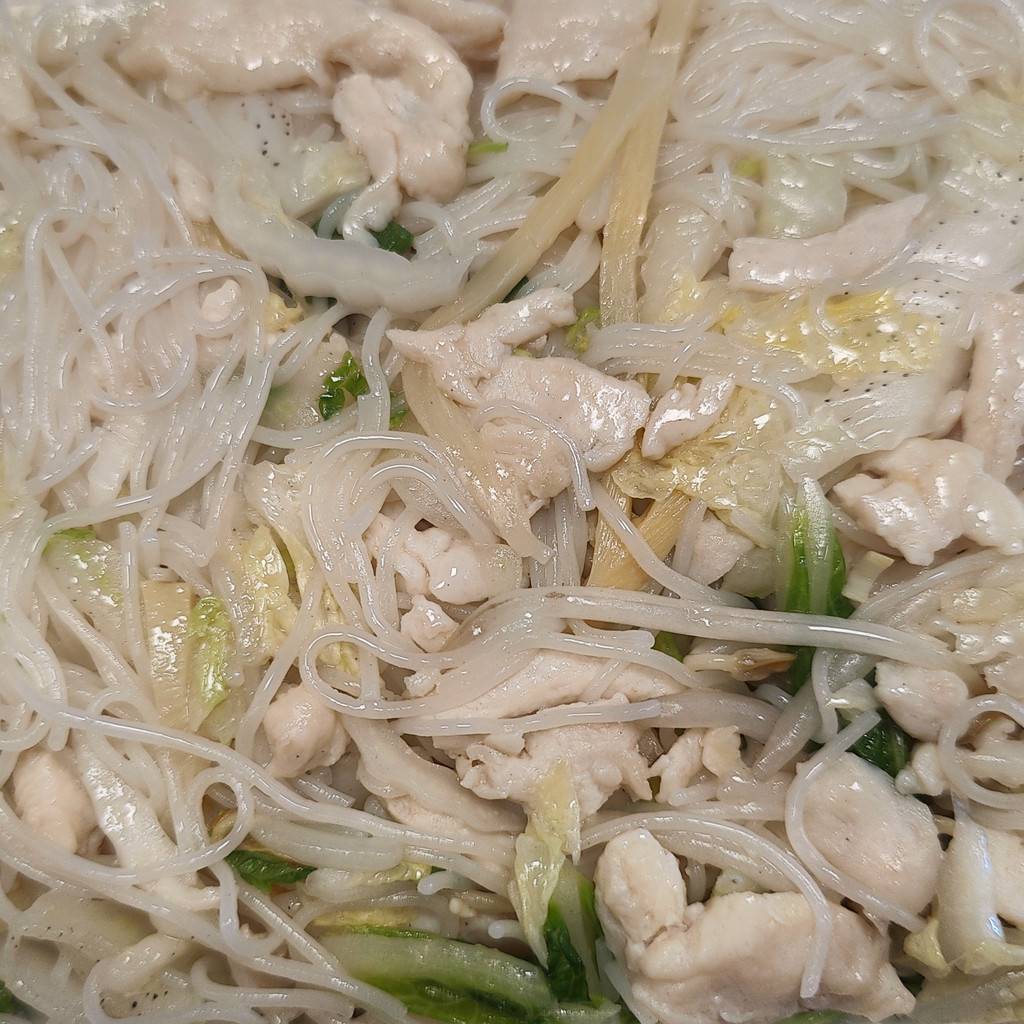Image-123a. Chicken Chow Mei Fun