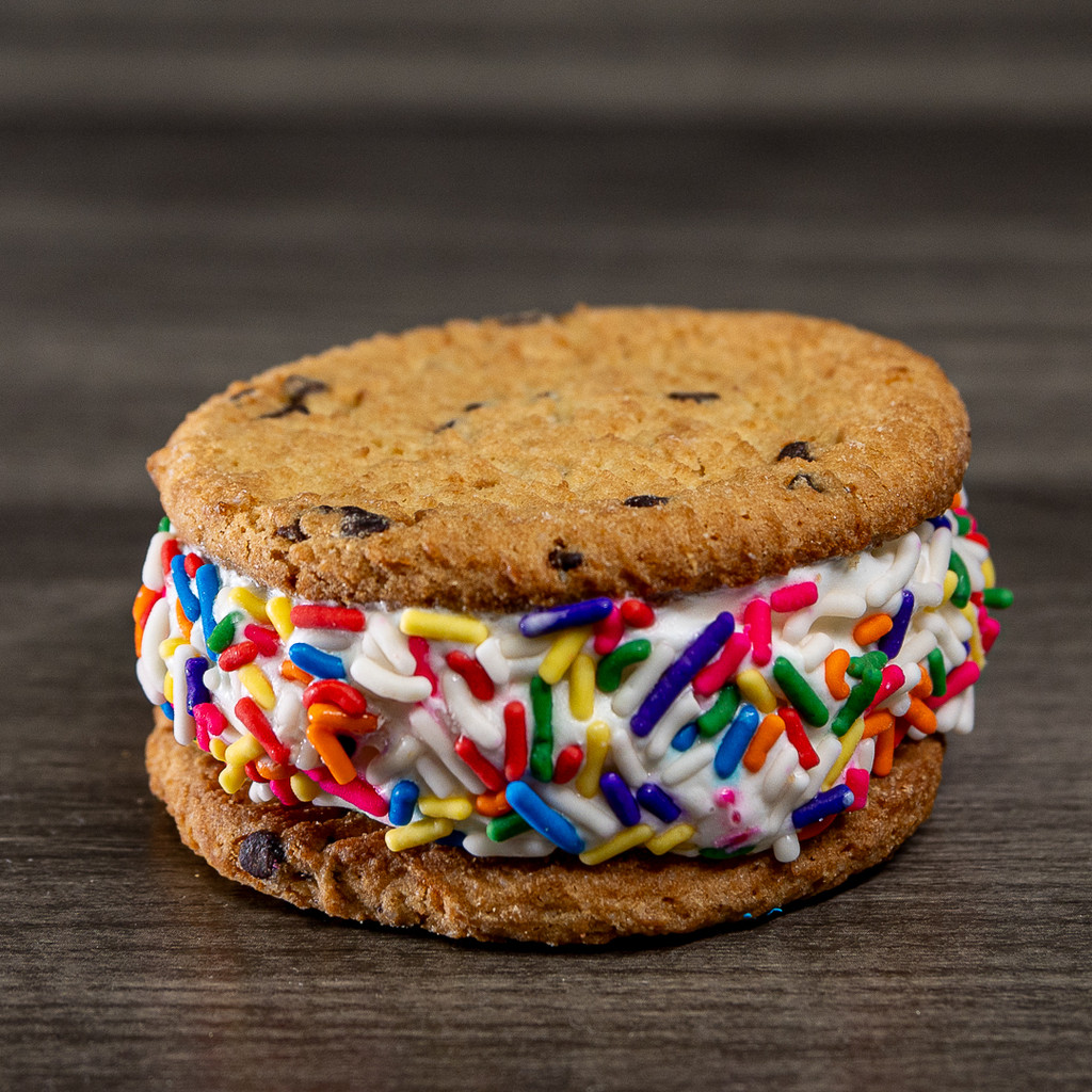 Image-Chocolate Chip Ice Cream Sandwiches - Topping