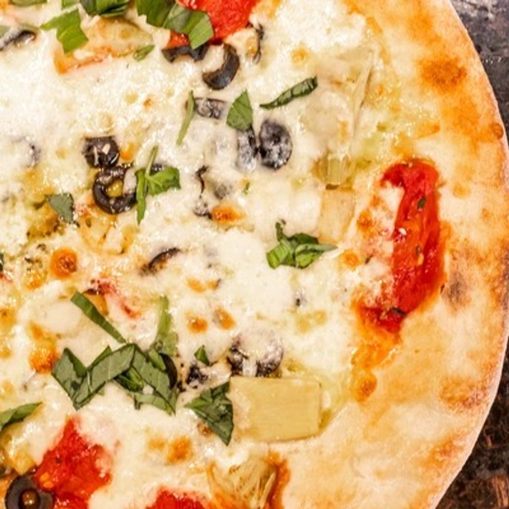 Image-ALLA PUTANESCA PIZZA