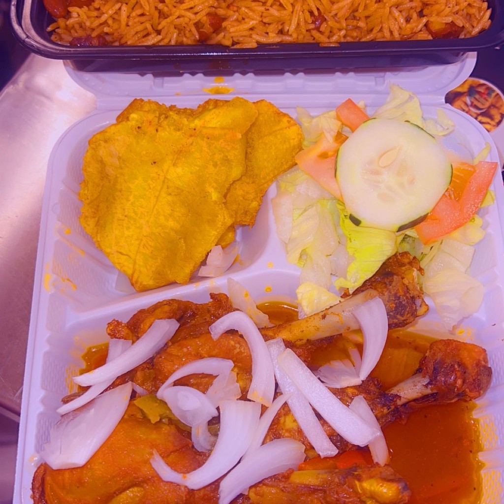 Image-Stew chicken with rice