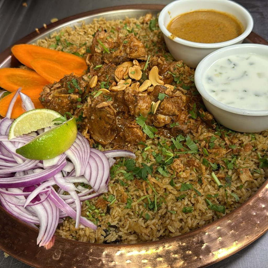Image-Kakinada Chicken Biryani.