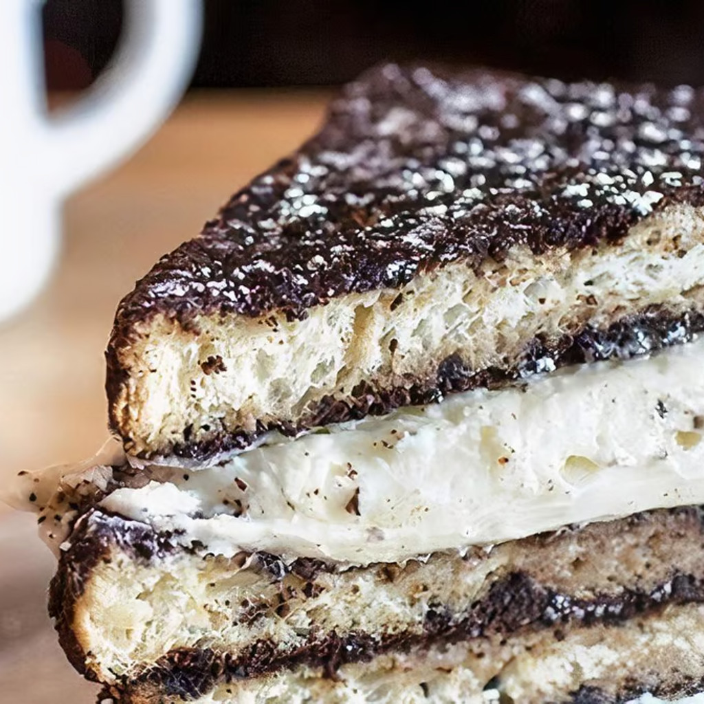 Image-Oreo Stuffed French Toast