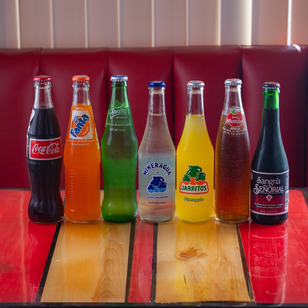 Image-Jarritos (pineapple)