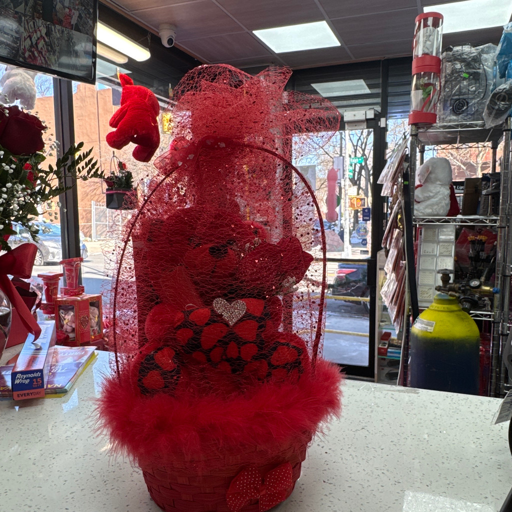 Image-Valentine teddy basket 🧸🧺 ♥️