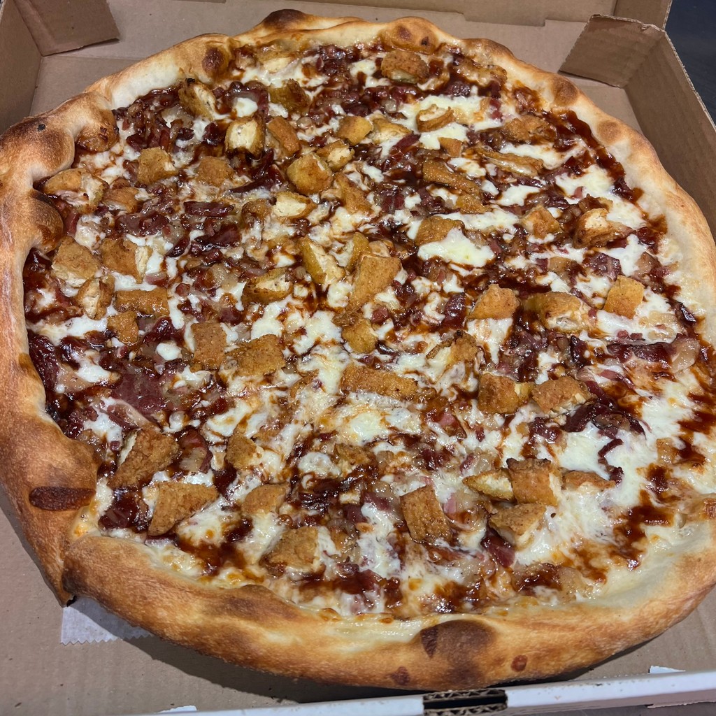 Image-BBQ Bacon Chicken Tender Pizza (Gourmet Pizza)