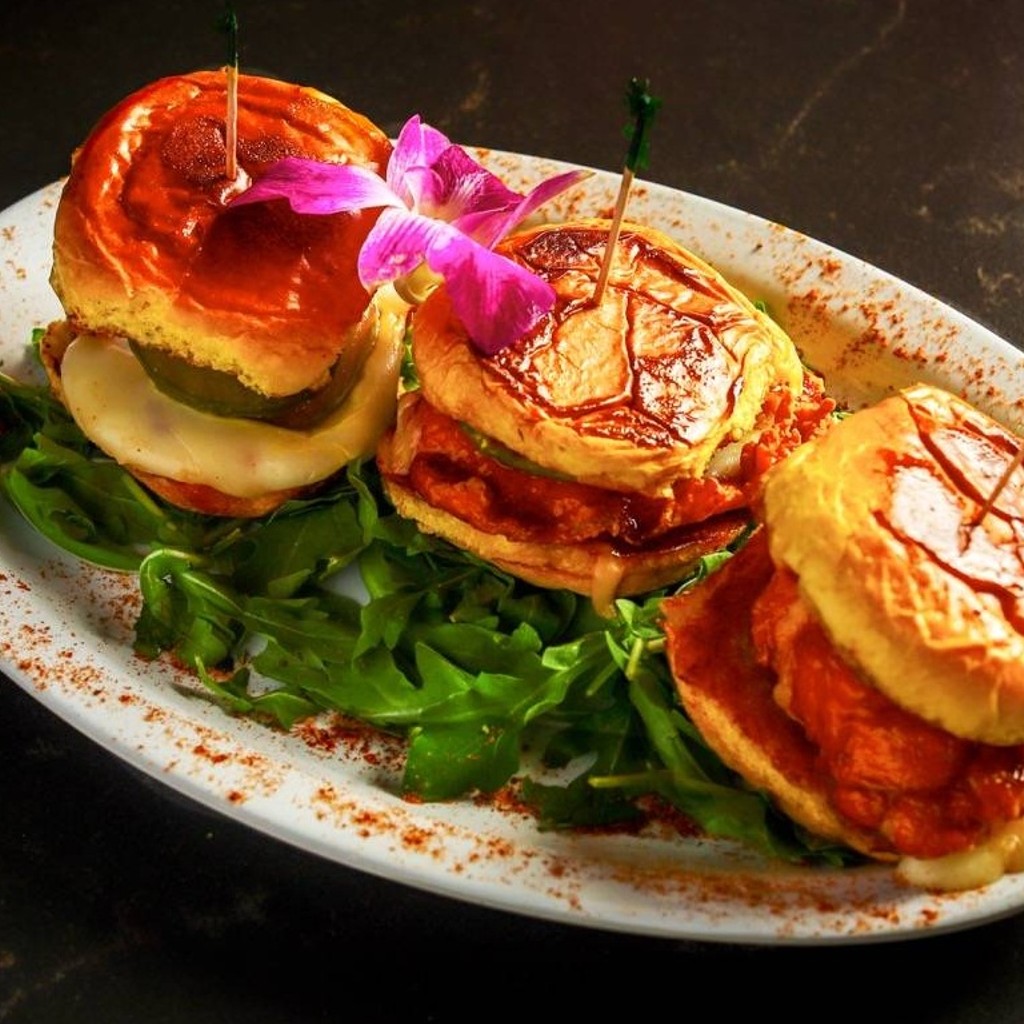 Image-Stickey Chicken Sliders w Pickles
