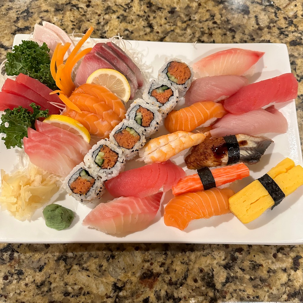 Image-Sushi Sashimi Deluxe