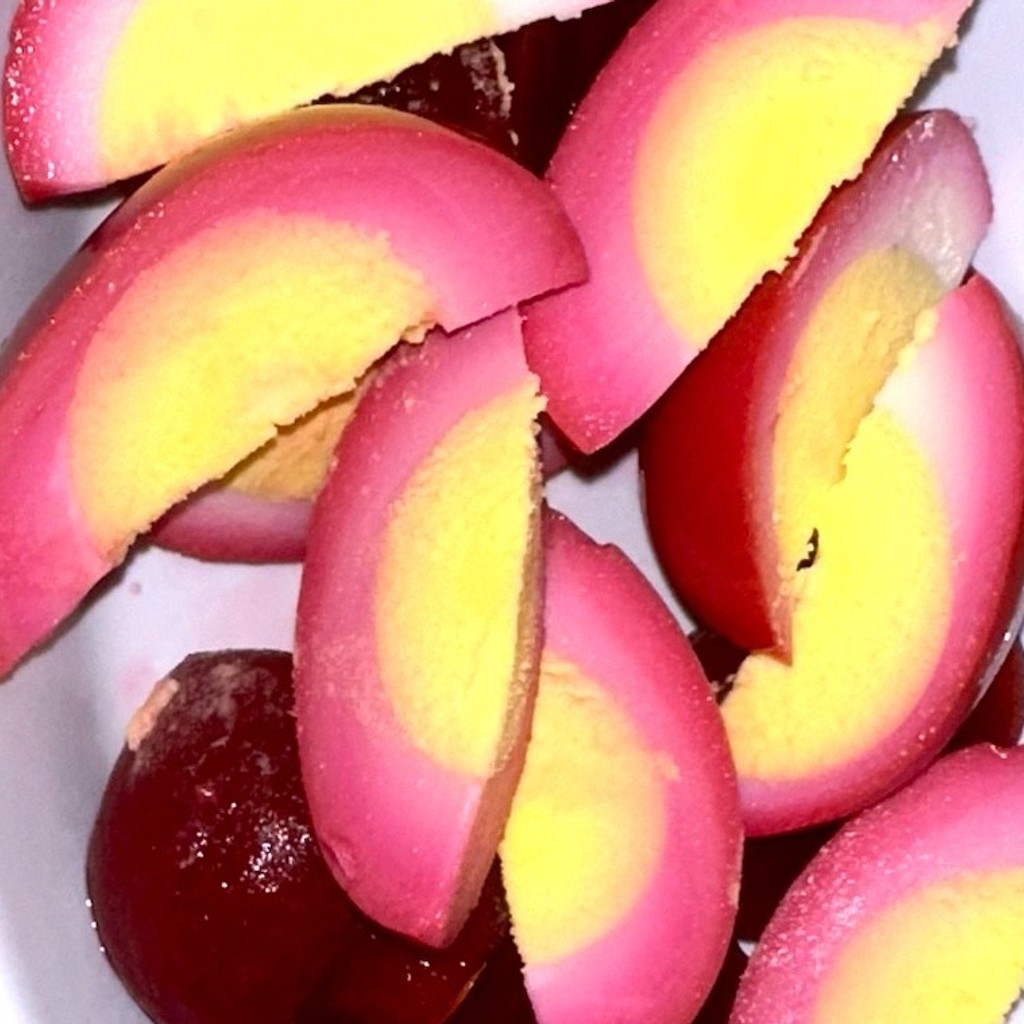 Image-Pickled Eggs & Beets