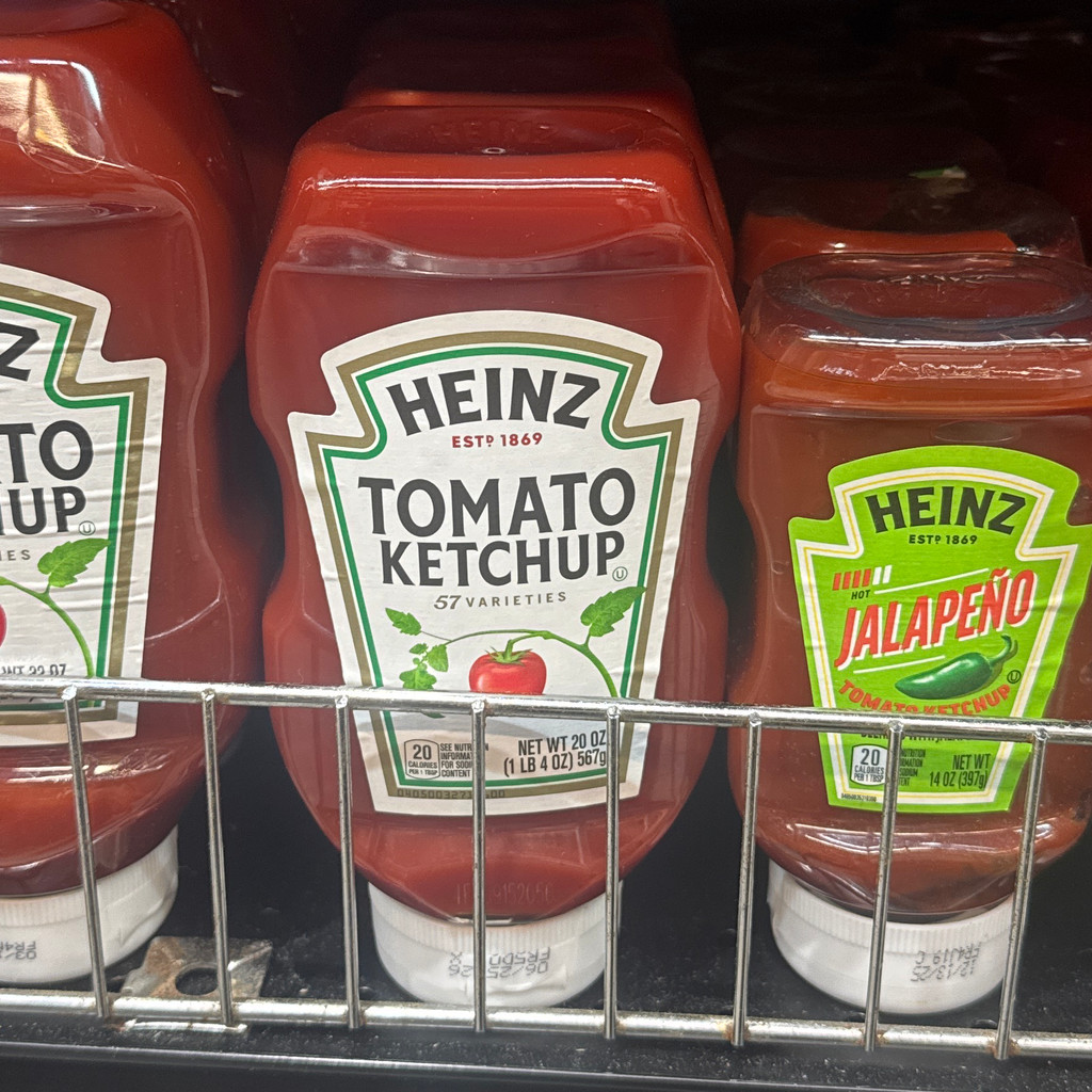 Image-Heinz ketchup 20 oz