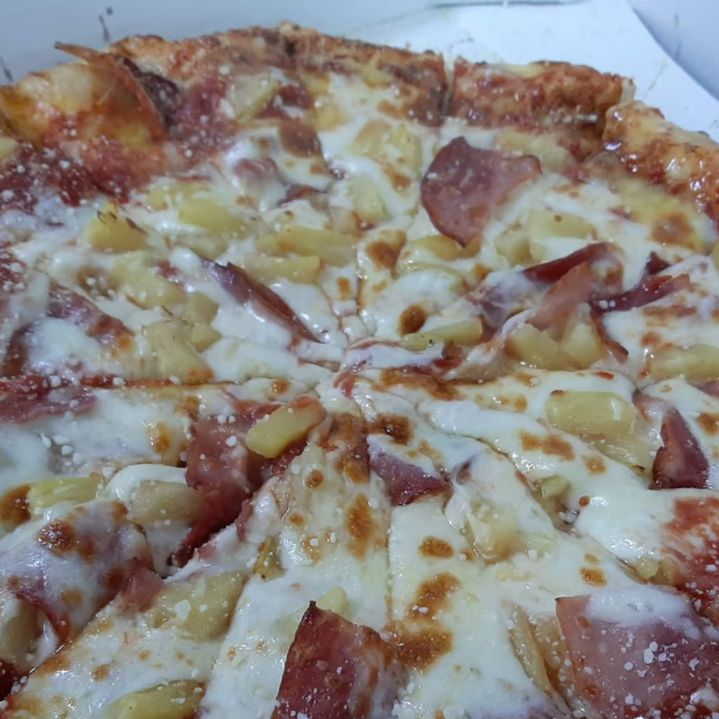 Image-Hawaiian Pizza