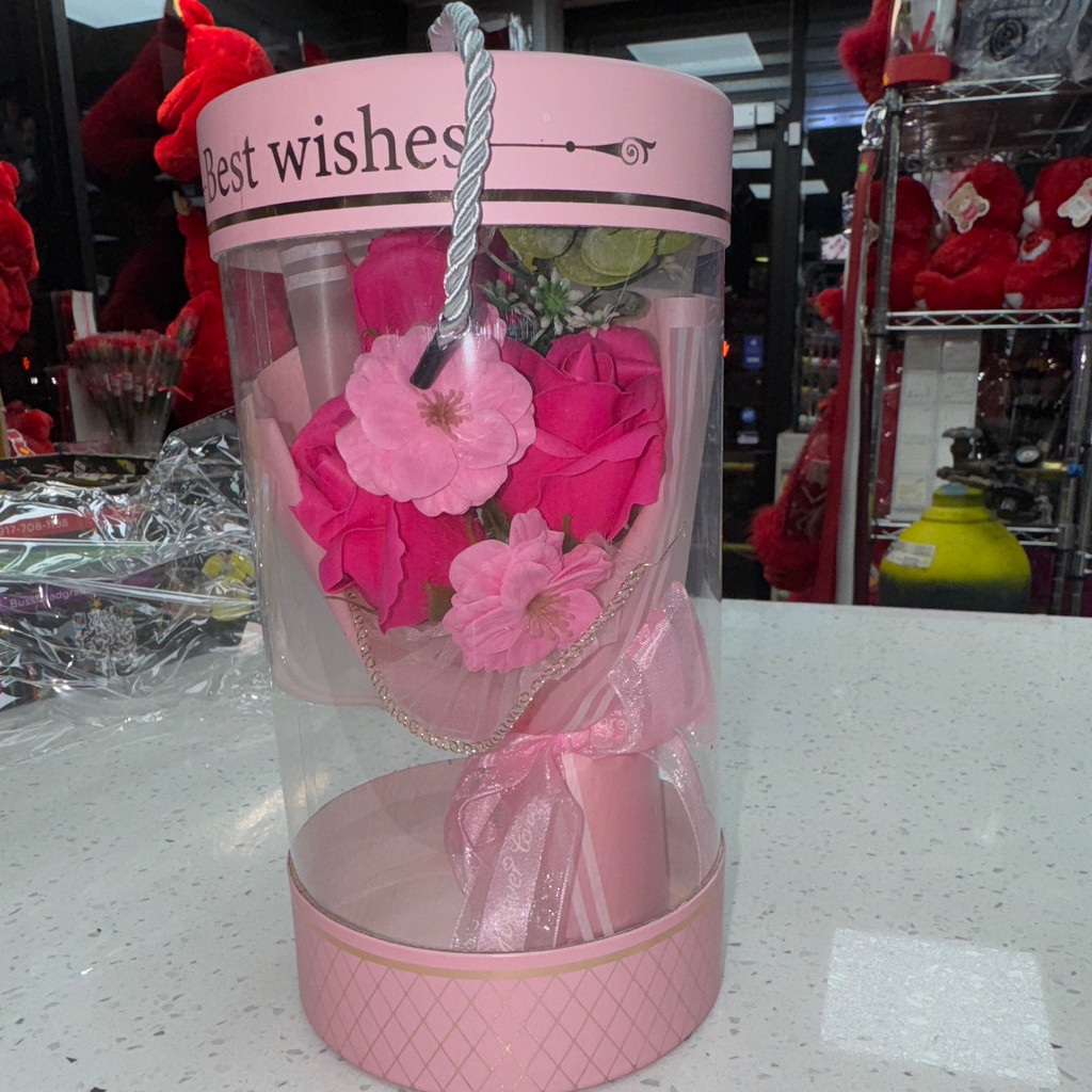 Image-Valentines pink bouquet 💐 🌸💗