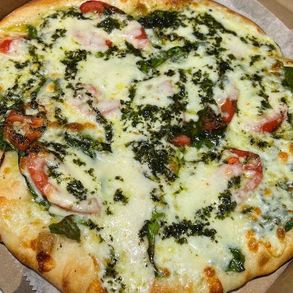 Image-Roslyn Primavera (Gourmet Pizza)